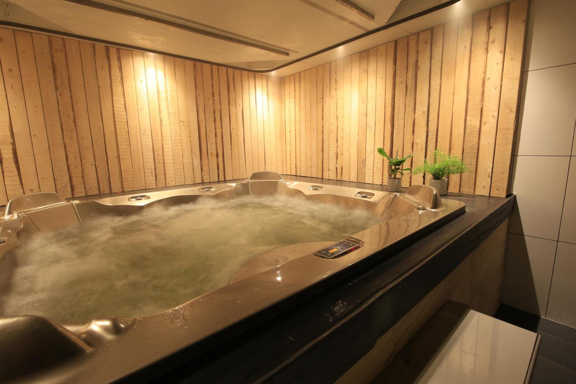 Luxus Familienvilla Mit Jacuzzi & Sauna Tzummarum 외부 사진
