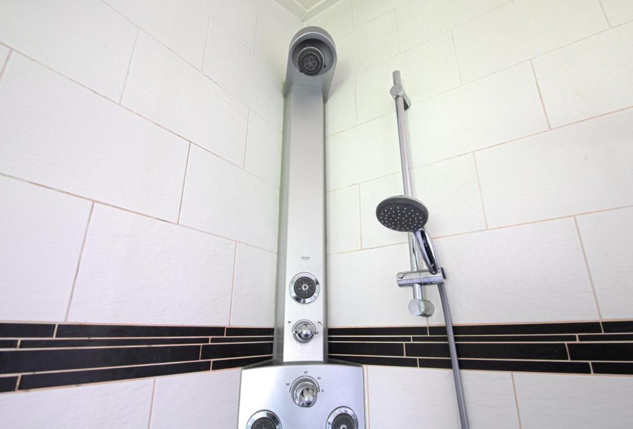 Luxus Familienvilla Mit Jacuzzi & Sauna Tzummarum 외부 사진